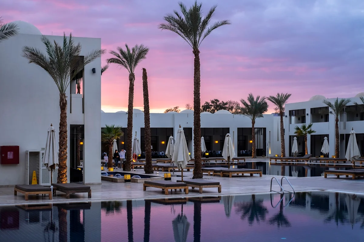 Competitive Benchmarking for Hotels Using OTA and Booking Data