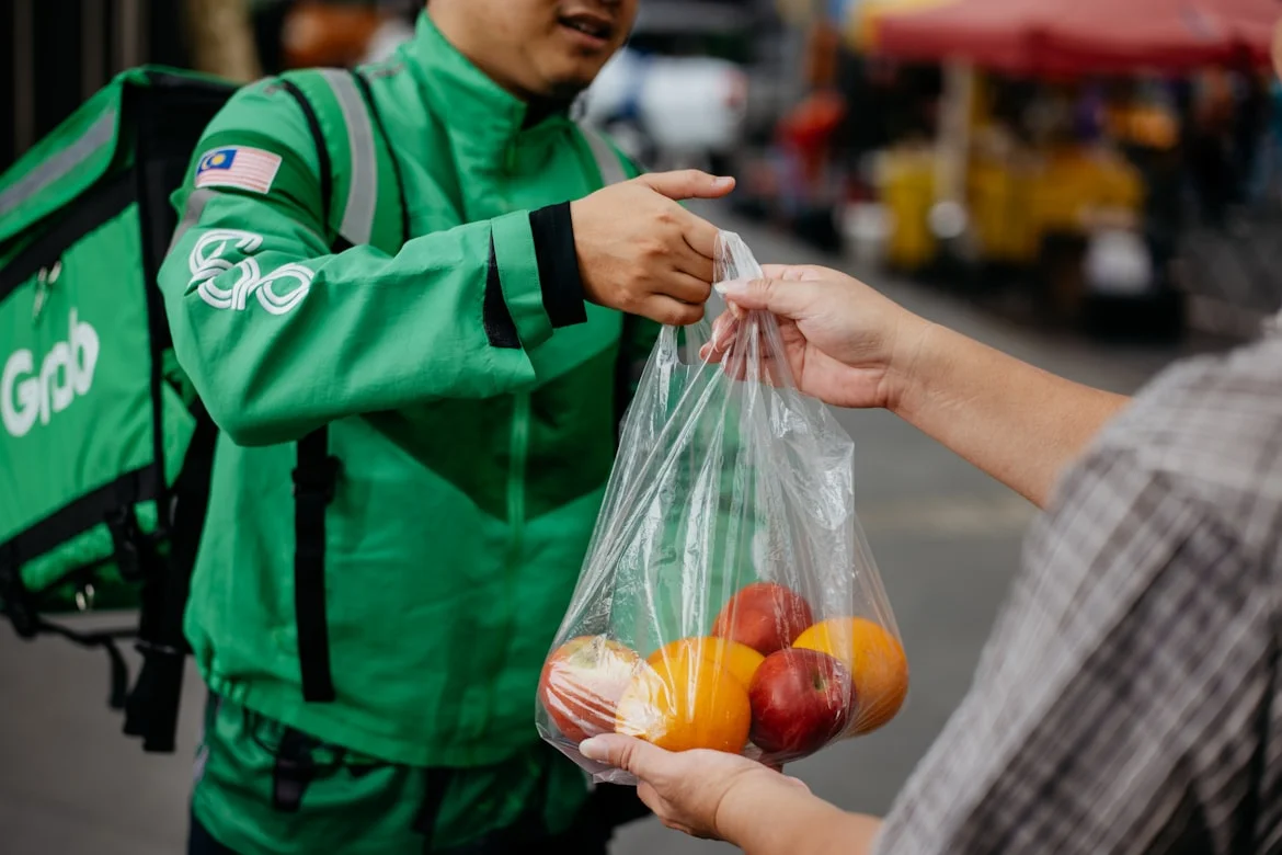 How Quick Commerce Data Helps FMCG Brands Increase Product Visibility